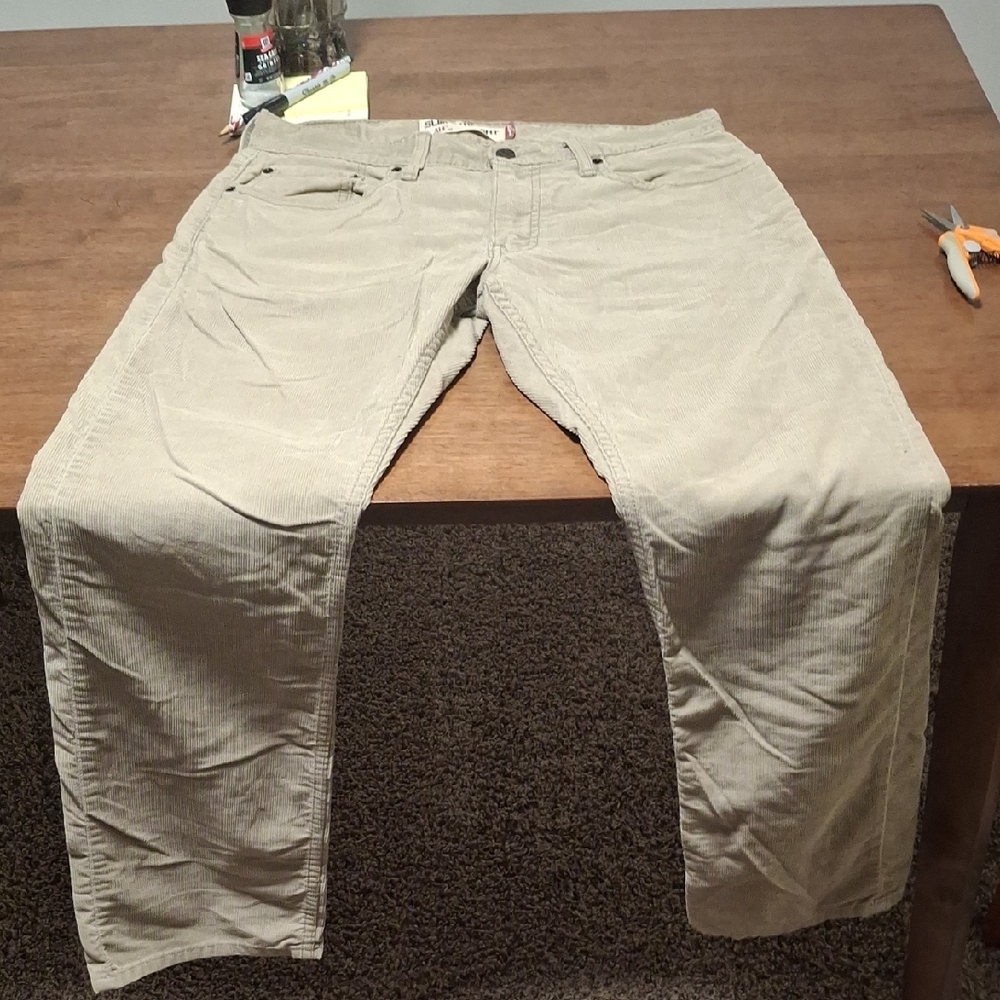 Men's Levis Slim Straight 514 Corduroy Pants - Tan